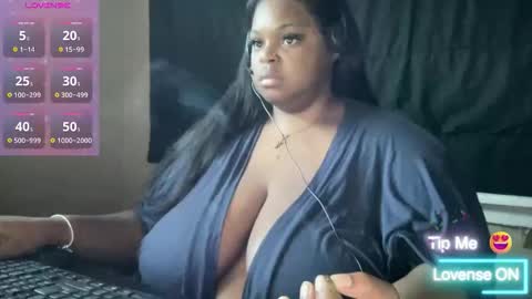 KiaraSugars online show from March 13, 1:18 pm