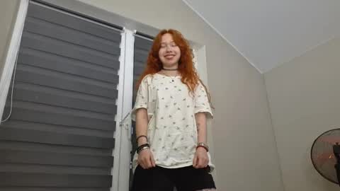 Sarah online show from April 10, 4:12 pm