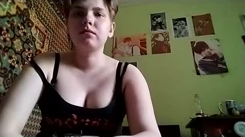 kikibang_ online show from June 11, 7:50 am