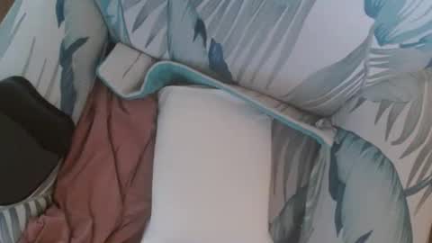 kikiboifeet6 online show from September 22, 6:32 pm