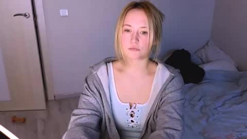 Snapshot of kikikarma chatting on March 20, 3:17 pm kikikarma online show from March 20, 3:17 pm