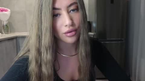 EvaAnna online show from March 5, 10:43 pm