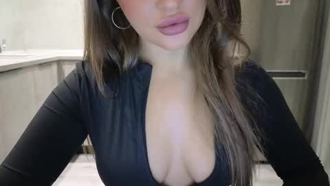 EvaAnna online show from September 22, 9:28 pm