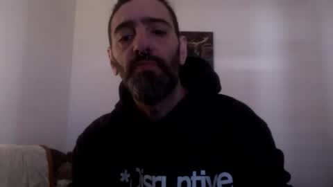 andres online show from April 27, 5:44 pm