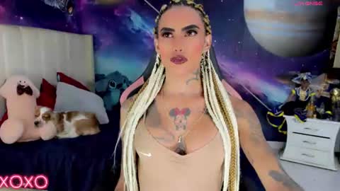 kylie anthonella online show from August 5, 1:19 am