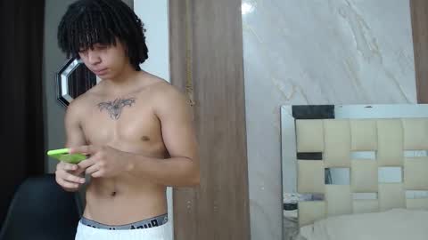 KIM online show from February 1, 2:04 pm