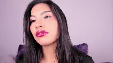 kim_mouth17 online show from January 19, 12:14 am