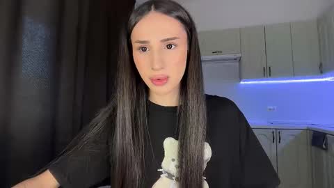 Kim Oberlin online show from March 20, 10:42 am