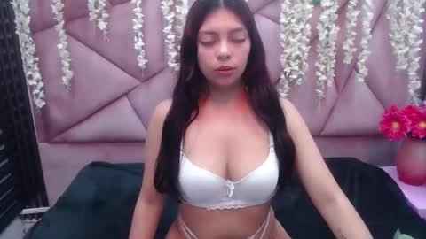 kim_sweet_69 online show from January 31, 7:11 pm