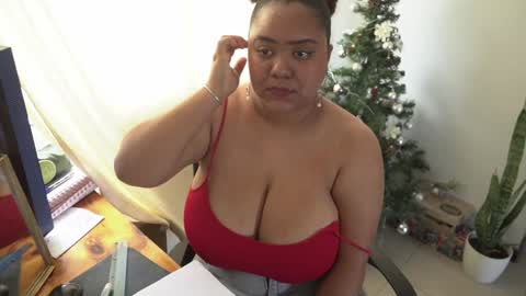 Maria online show from December 11, 4:09 pm