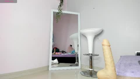 Snapshot of kimapril chatting on June 12, 10:08 pm April online show from June 12, 10:08 pm
