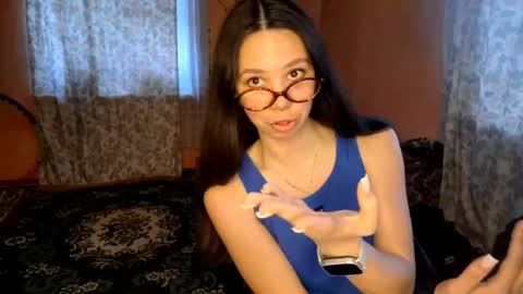 kimberlikoshy online show from June 5, 4:24 pm
