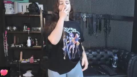  KIMBERLY SWAN  online show from March 2, 12:02 am