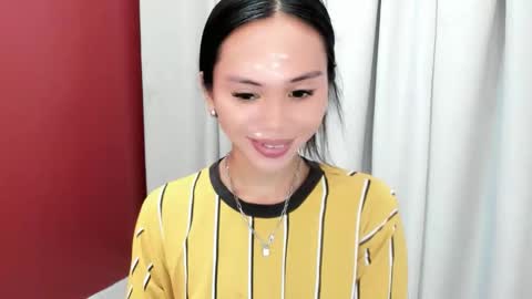 Snapshot of kimberly_tart chatting on January 6, 12:25 am Kimberly online show from January 6, 12:25 am