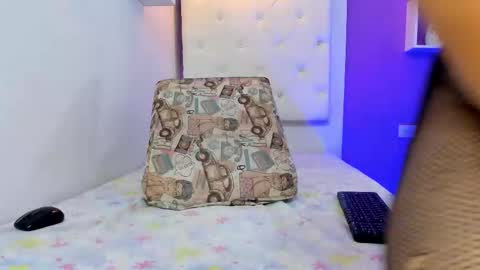        online show from September 11, 10:59 am