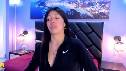 Kimberly Villalobos online show from April 8, 11:21 am