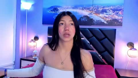 Kimberly Villalobos online show from April 13, 11:27 am