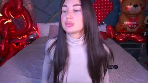 Kim online show from February 16, 1:51 pm