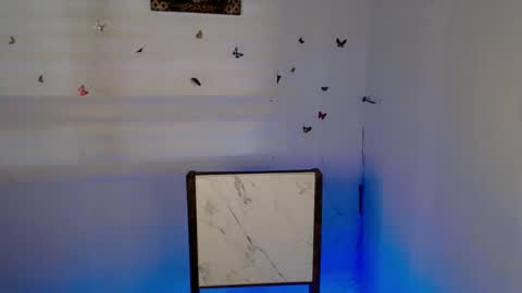 Reyna online show from December 9, 6:34 am