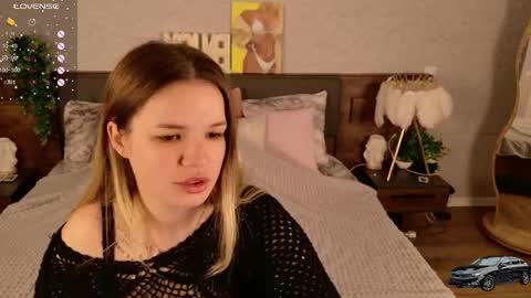 KimEvanss online show from May 3, 5:24 am