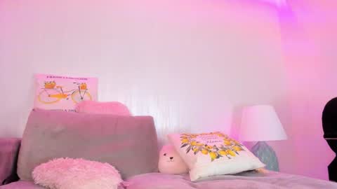 Natalie online show from March 21, 5:23 am