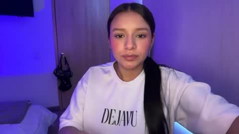 Snapshot of kimmi_foxy chatting on June 23, 4:27 pm kimmi online show from June 23, 4:27 pm