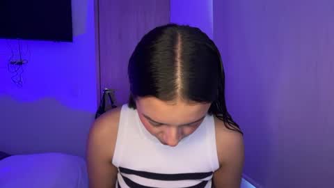 Snapshot of kimmi_foxy chatting on July 5, 2:24 pm kimmi online show from July 5, 2:24 pm