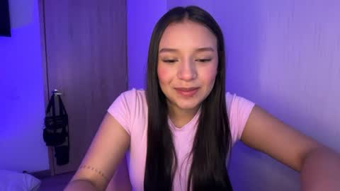 Snapshot of kimmi_foxy chatting on July 18, 11:14 am kimmi online show from July 18, 11:14 am