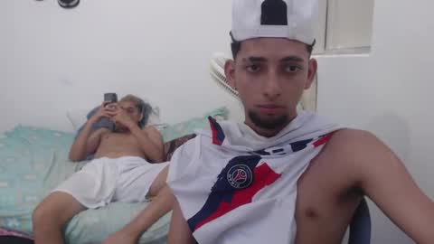 Snapshot of king_master22 chatting on October 15, 9:37 pm king_master22 online show from October 15, 9:37 pm