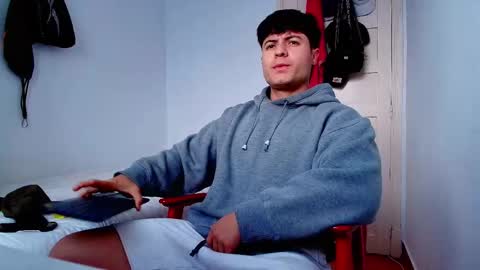 Snapshot of king_master_juan chatting on November 7, 9:09 am The Best Master online show from November 7, 9:09 am