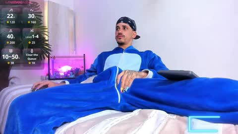 king voy online show from October 4, 8:40 pm