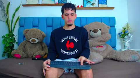 king voy online show from March 1, 4:36 am