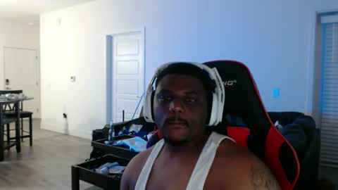 kingbell3489 online show from June 14, 1:58 am