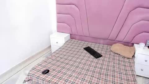 Snapshot of kingmaverickx chatting on March 26, 3:45 am kingmaverickx online show from March 26, 3:45 am