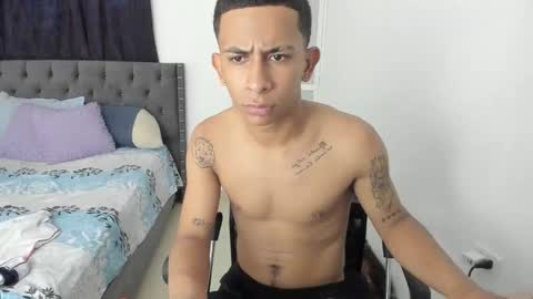 DOMINANT ALPHA KINGS online show from November 2, 8:33 pm