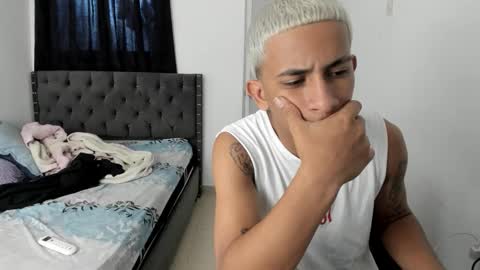 DOMINANT ALPHA KINGS online show from November 24, 6:40 pm