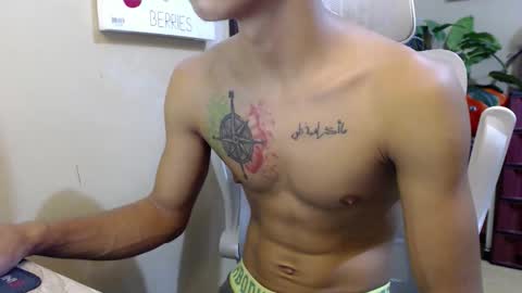 Snapshot of kingscock18 chatting on September 14, 2:11 am ALVIN online show from September 14, 2:11 am