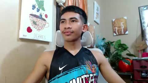 Snapshot of kingscock18 chatting on October 16, 7:42 am ALVIN online show from October 16, 7:42 am