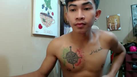 Snapshot of kingscock18 chatting on November 24, 10:04 am ALVIN online show from November 24, 10:04 am