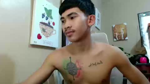 Snapshot of kingscock18 chatting on December 16, 4:06 am ALVIN online show from December 16, 4:06 am