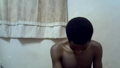 Snapshot of kingsleeee chatting on July 5, 5:03 am kingsleeee online show from July 5, 5:03 am