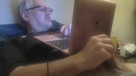 kingtongue10 online show from March 20, 11:26 am