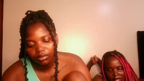 Lola online show from February 5, 10:36 pm