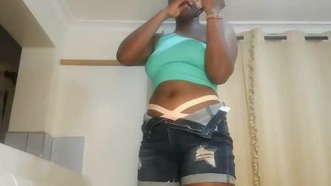 Lola online show from March 28, 11:37 pm