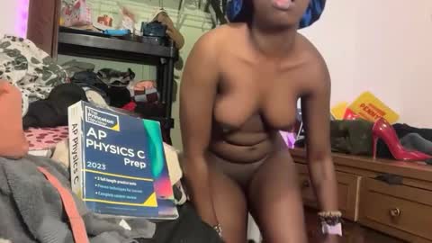 interracialfacial online show from May 21, 7:43 pm