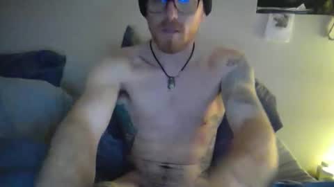 Snapshot of kinkyhiker chatting on December 23, 7:06 am kinkyhiker online show from December 23, 7:06 am