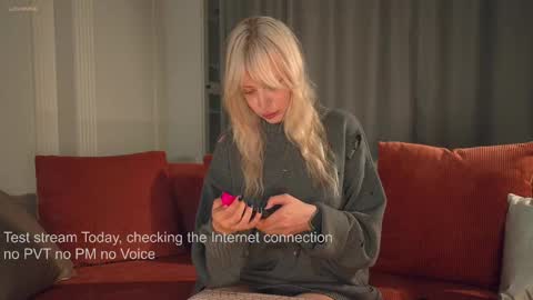 kinkylina_ online show from April 10, 5:39 pm