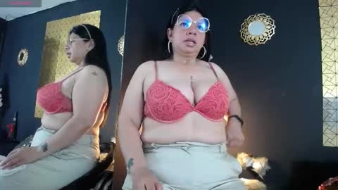 kinkyy_mom online show from October 7, 2:47 pm