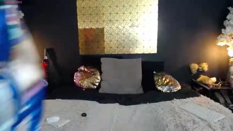 kinkyy_mom online show from October 31, 4:30 pm