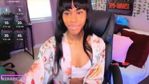 Snapshot of kira21_13 chatting on March 14, 3:39 pm Kira21 13 online show from March 14, 3:39 pm